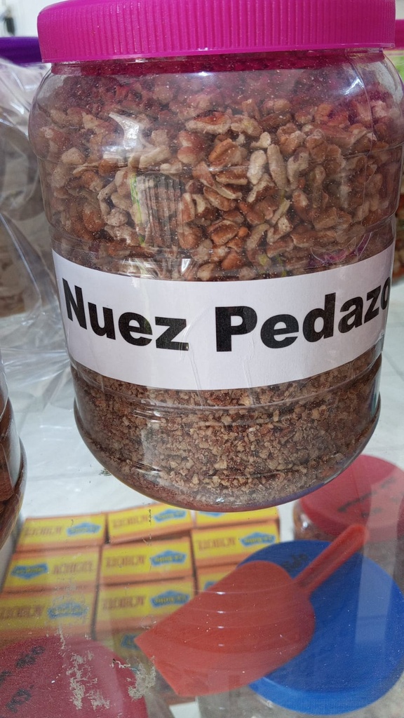 Nuez Pedazo (Kg a granel)